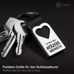 "Herzensmensch" heart keychain with engraving made of leather