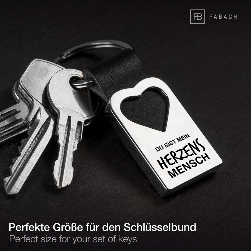 "Herzensmensch" heart keychain with engraving made of leather