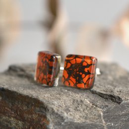 Divertenti orecchini a bottone a ragnatela, colore arancione, vetro riciclato e argento sterling