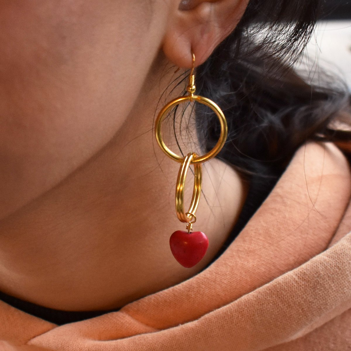 Pendientes en forma de corazón retro de los años 90, pendientes de corazón coloridos, pendientes de inspiración vintage, joyería Nostalgia | por lovebynlanla