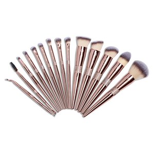 Lovely Lashes Diamond Brush Set incl. Bag