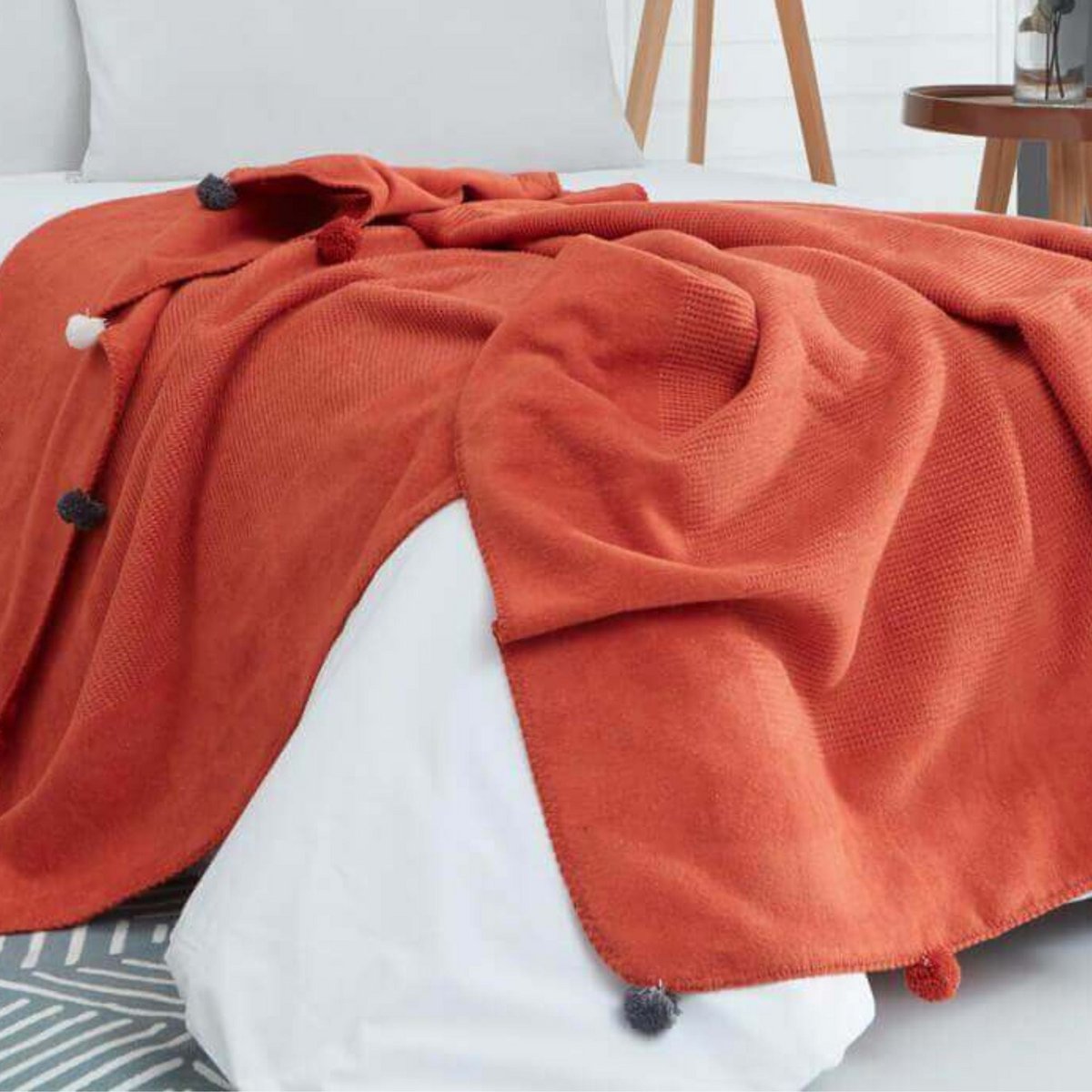 Pompom Cotton Blend Blanket – 200 × 220 cm
