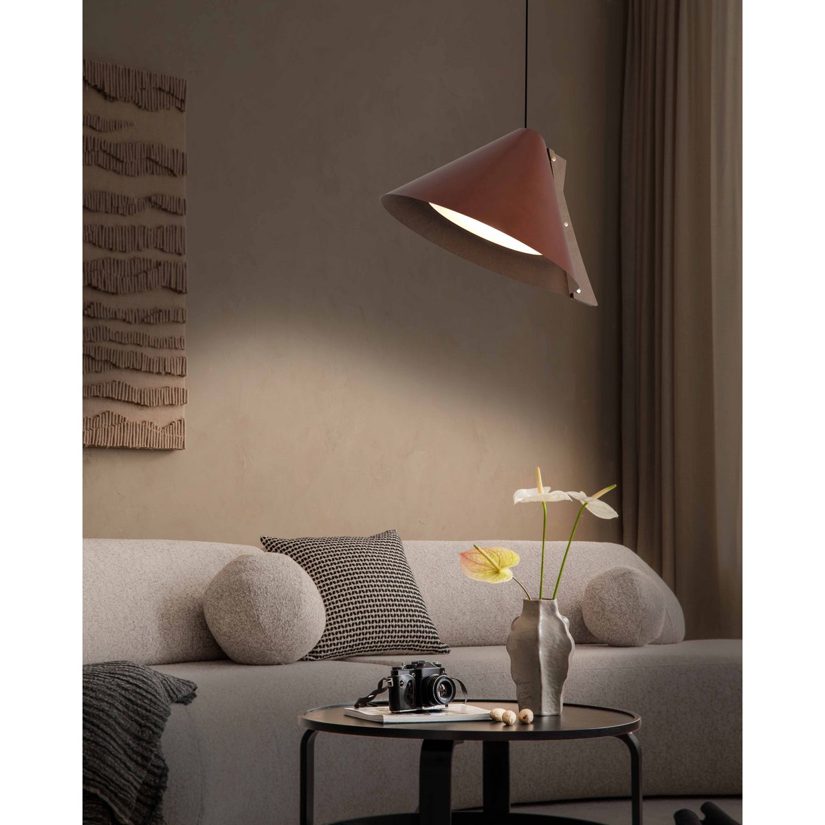 Silence M pendant light D40cm recycled leather