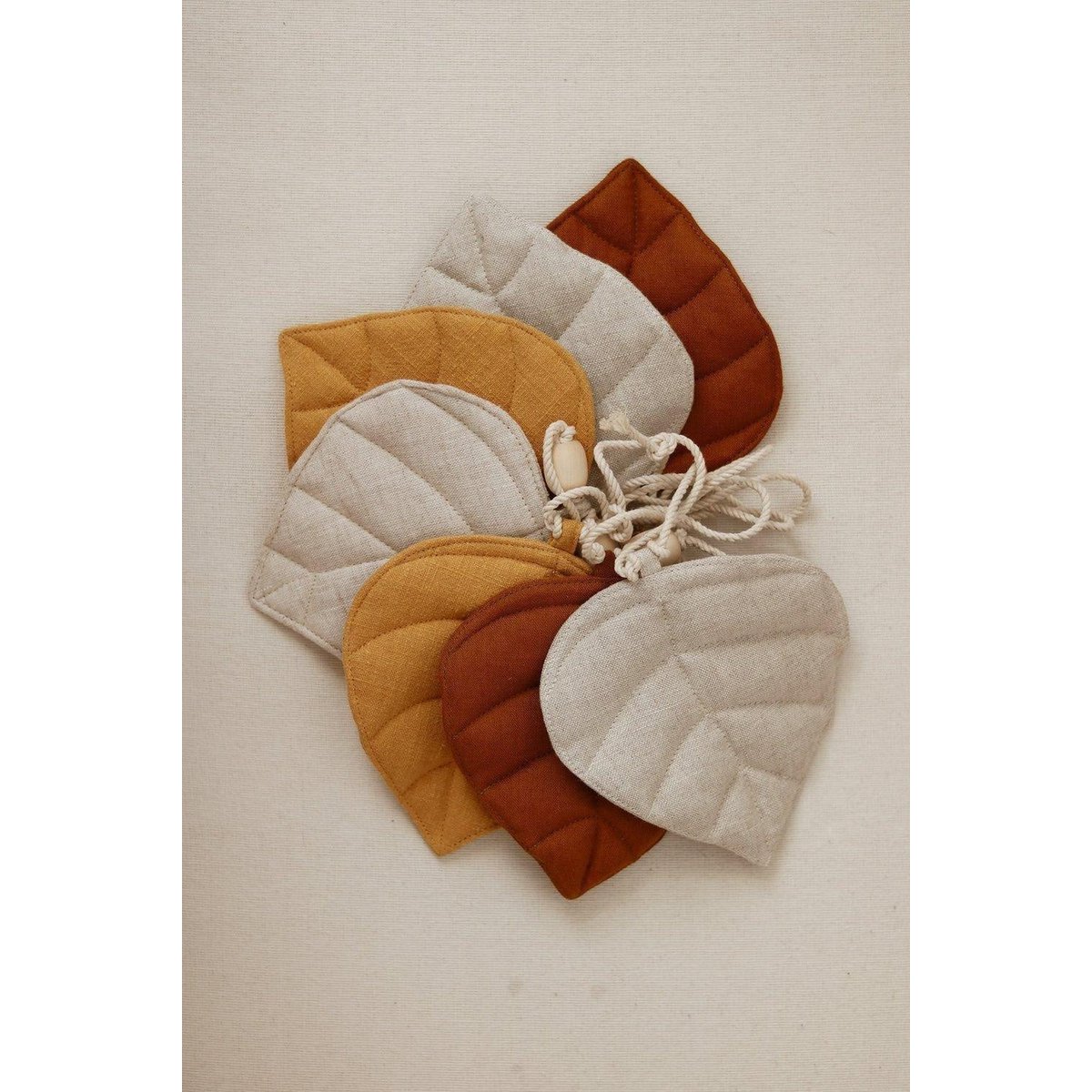 Guirlande de Lin "Ocre" avec Feuilles