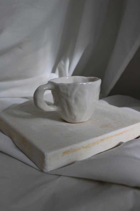 Ręcznie robione kubki ceramiczne