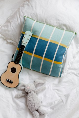Alvin Pillow Blue, soft jacquard knitted cotton