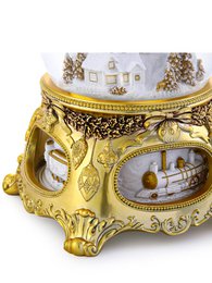 Prachtige Muzikale Sneeuwbol “Golden Christmas Tale”, met verlichting, Automatische Sneeuwstorm