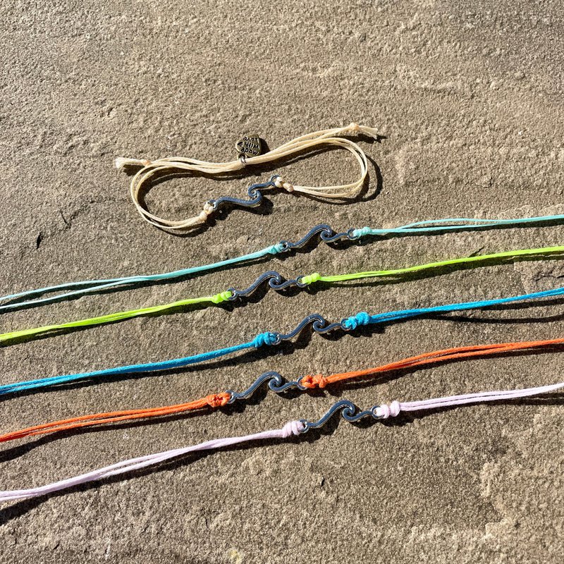 Surf Spirit Wave Friends Team Wristband Pack of 6