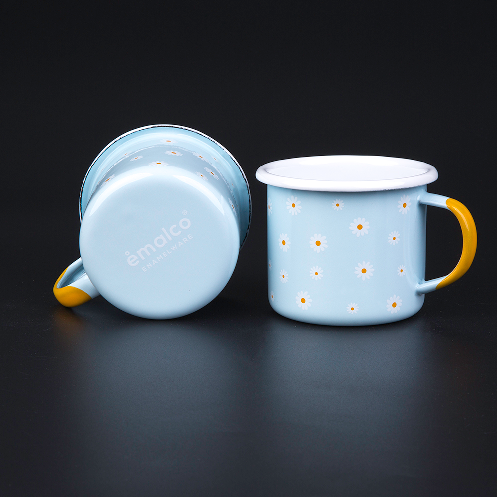 0,35l EMAILLE BECHER HELLMINZE | BLUMEN