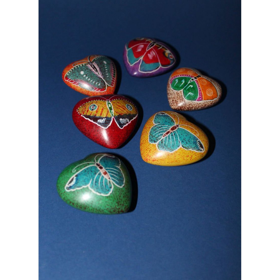 095 Heart med. Butterfly - Soapstone
