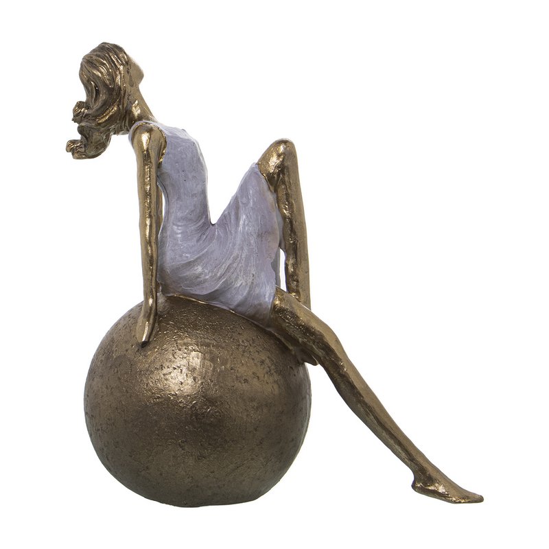HARZFIGUR EINES MÄDCHENS SITZEND AUF KUGEL 20X11X22CM ST50431