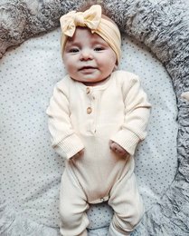 Creme rib-romper