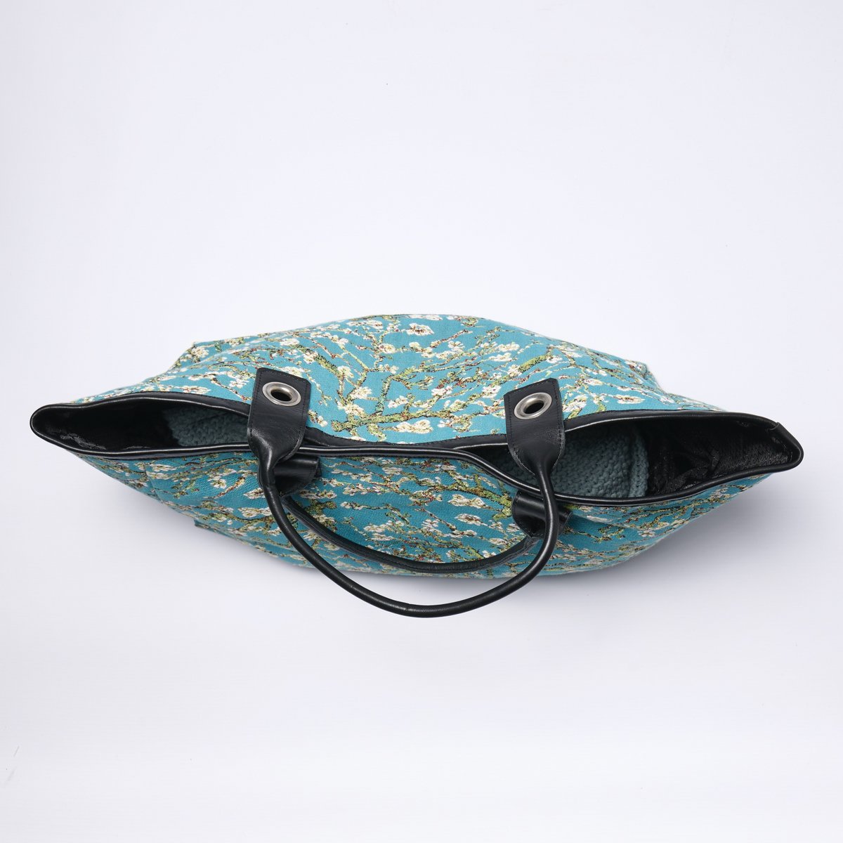 Mandelblütenhandtasche mit Ledergriffen
