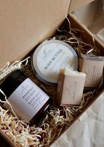 WELLNESS gift set: bath salt, soaps, body butter