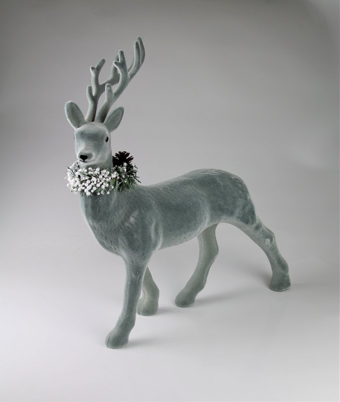 Hirsch grau m.Schal Flock 49,5cm VE:4