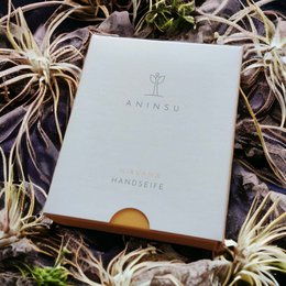 Savon pour les mains Nirvana par Aninsu | cosmétiques naturels certifiés | végétalien sans plastique fait à la main | aux huiles biologiques | Entretien de nettoyage | parfum unique | au curcuma et à l'argousier | 80g