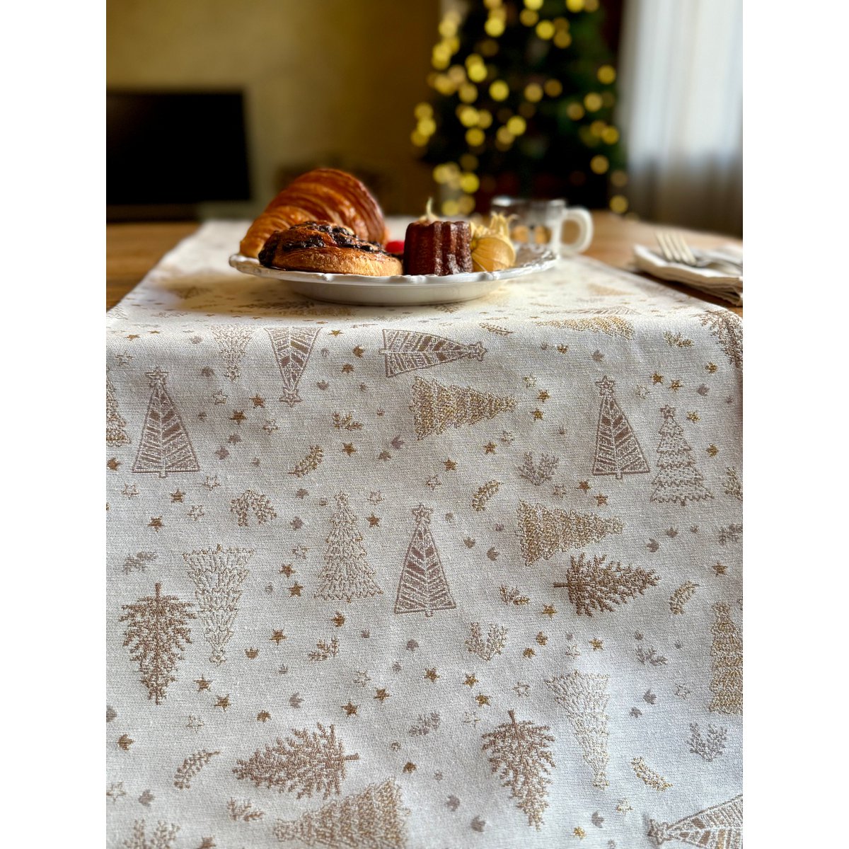 Lichte kersttafelloper, verschillende maten | Gouden Bos