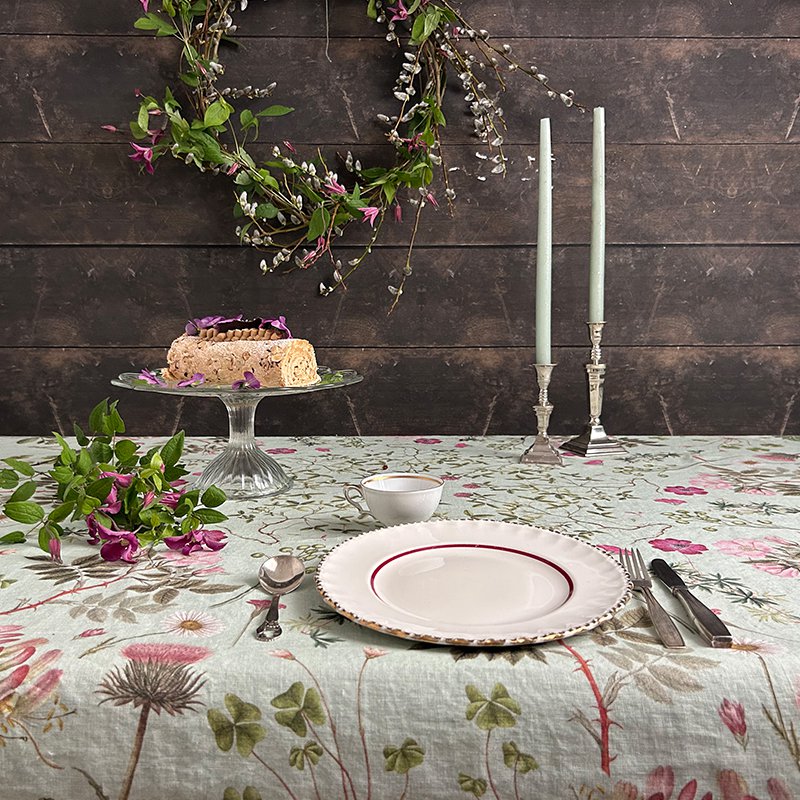 Table cloth extra length - The Flora Danica Atlas
