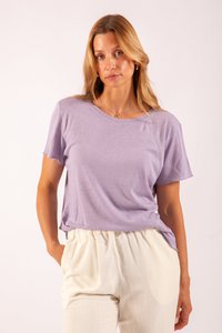06h - linen t-shirt