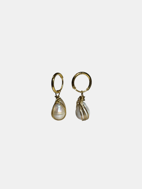 Teardrop Pearl Earrings