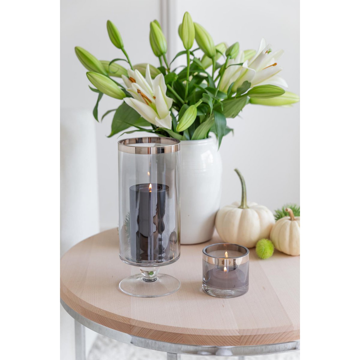 Lantern Stella (H 23 cm, ø 9.5 cm), dark crystal glass with platinum rim, hand-blown