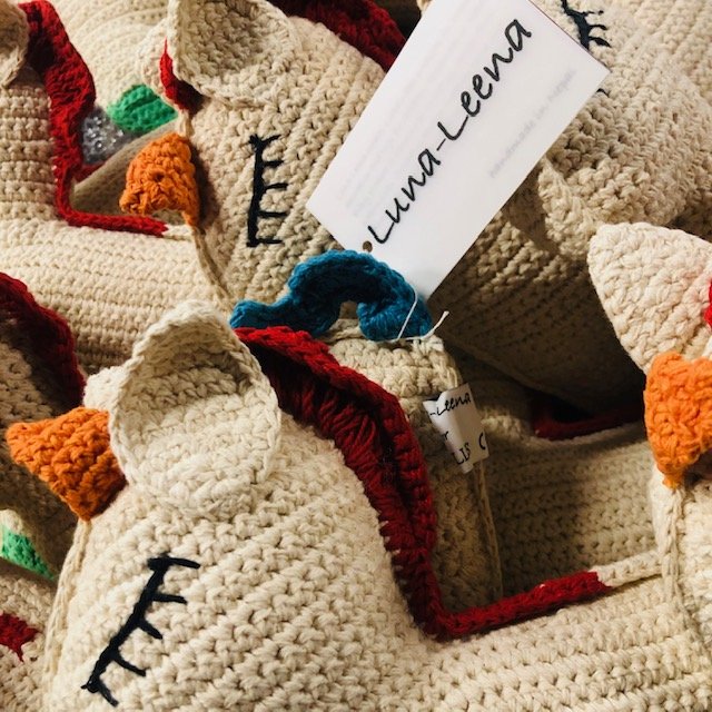 Luna-Leena eenhoorn knuffel regenboog - biologisch katoen - 0+ - hand gehaakt in Nepal