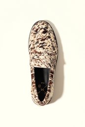 EMILIA COW PRINT – Slipper aus Rindsleder