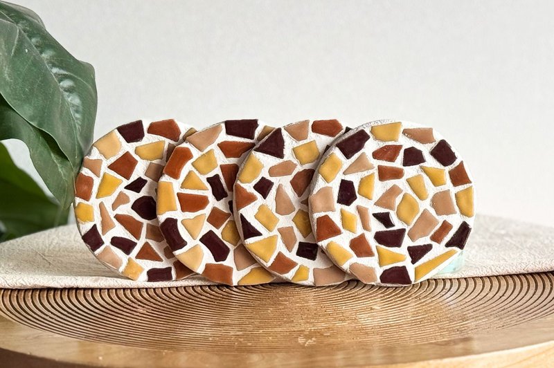 Coaster a mosaico del pacchetto fai -da -te (incluso il titolare)