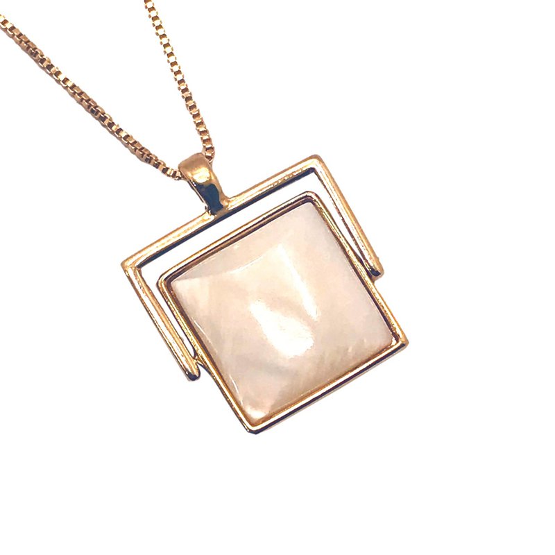 Collana Geometrica Quadrata - Placcata Oro 18k - Madreperla