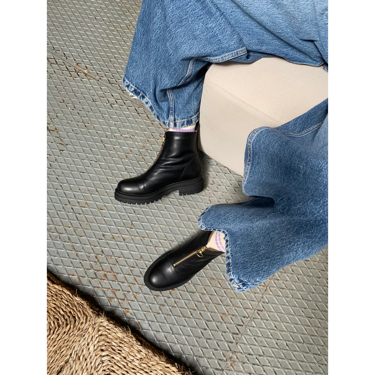 Schwarze Lorna-Reißverschlussstiefel