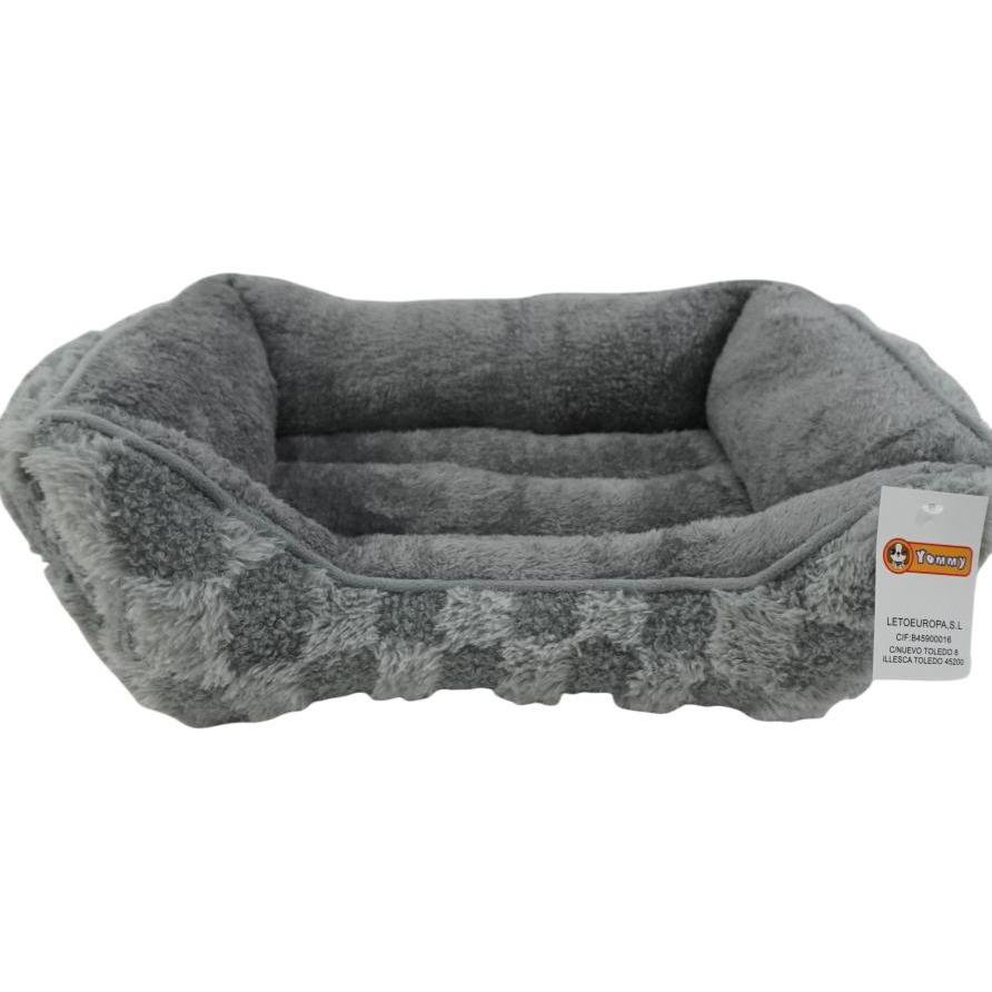Warm Dog Bed | Grey and Brown Plaid Design | Soft & Padded Interior | Non-Slip Base | 3 Sizes Available | Cozy Bed for Small and Medium Dogs | Ideal for Winter