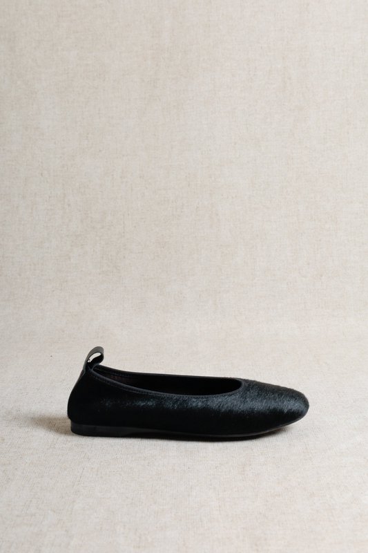 SONIA BLACK – Ballerina's van ponyhaar