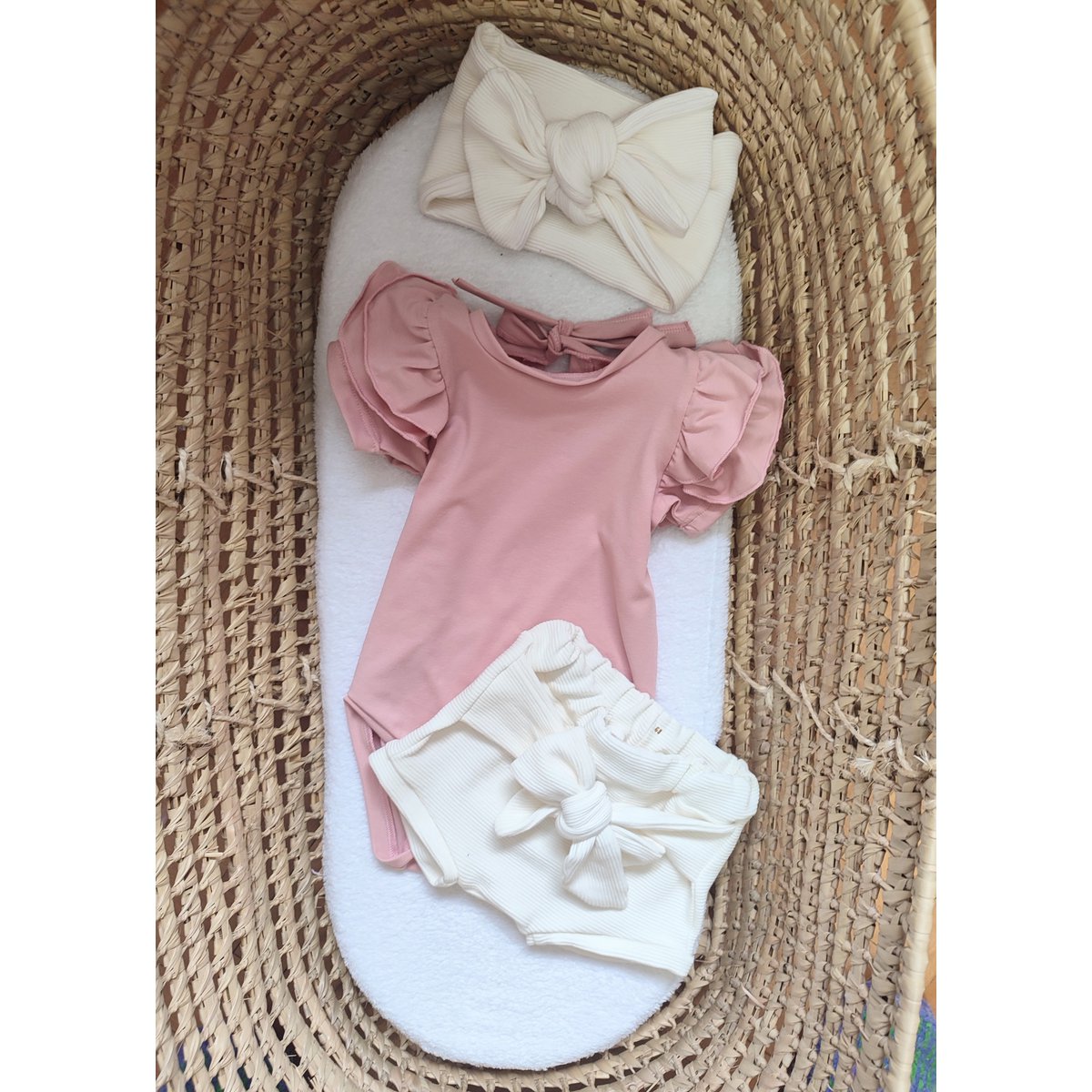 Cremeweißes Boho geknotetes Stirnband