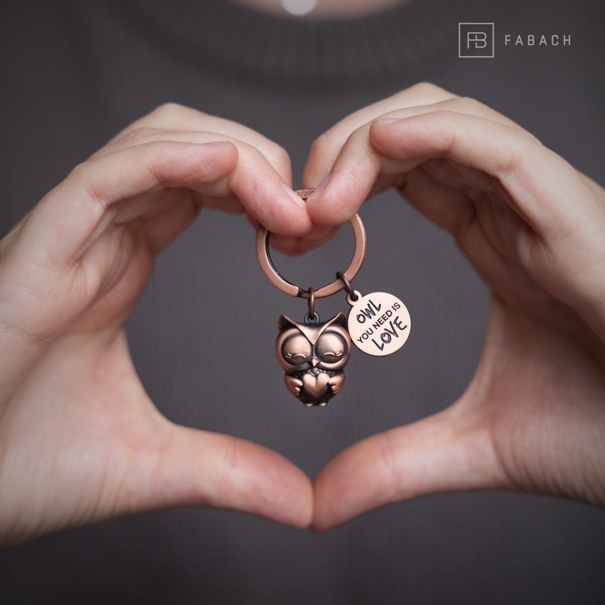 "Owl you need is Love" uil sleutelhanger Uiltje met hart en gravure - lieve uil geluksbrenger