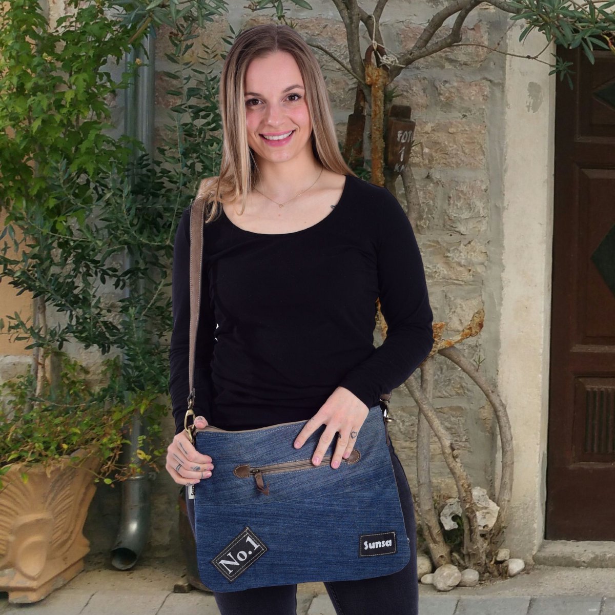 Sac bandoulière femme Sunsa. Sac bandoulière en jean et toile upcyclés. Sac à main style rétro vintage. Sac bandoulière pour femme.