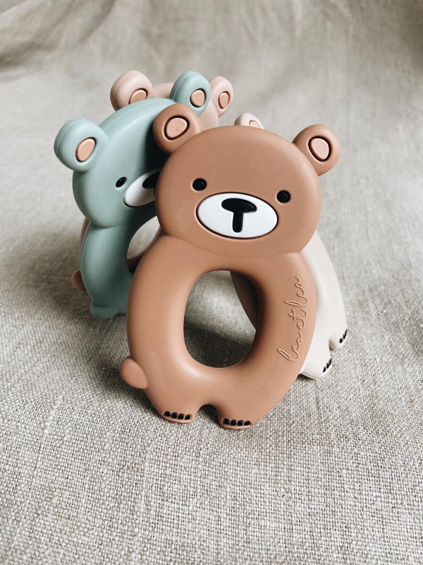 Big Bear Teether, leo et lea, Montessori, Hochet de Dentition, different colors