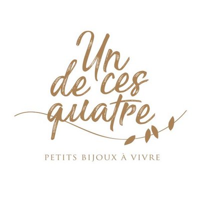 UN DE CES QUATRE