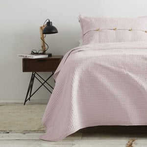 Alexandra Nest, Home & Living brand in Spain