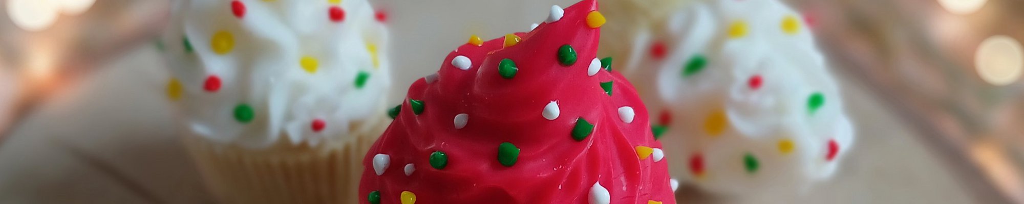 Essenza Candles